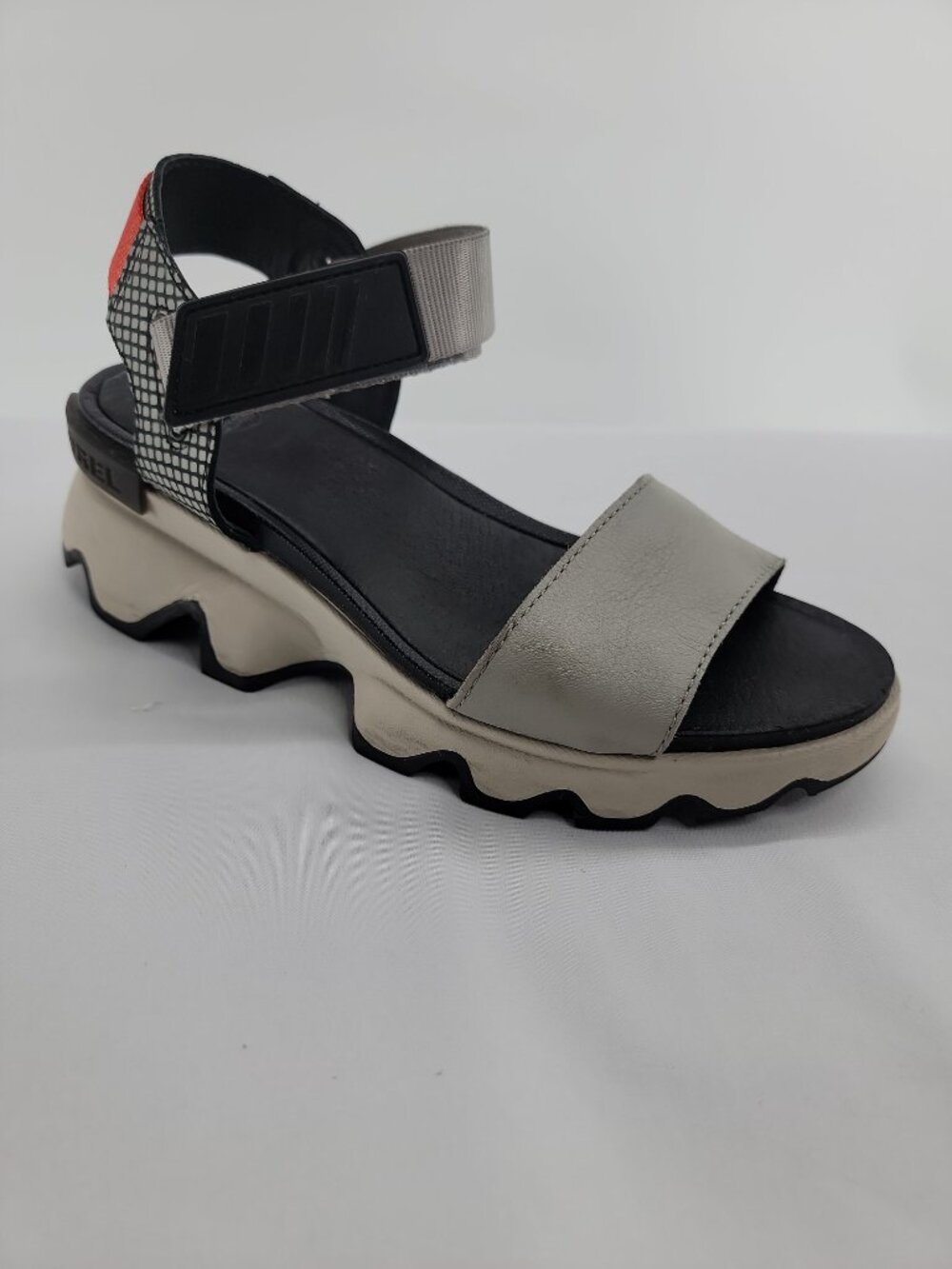 Sorel Kinetic Impact Sandals Womens 6.5 Chunky Platform Sport Beige Black - Picture 2 of 13